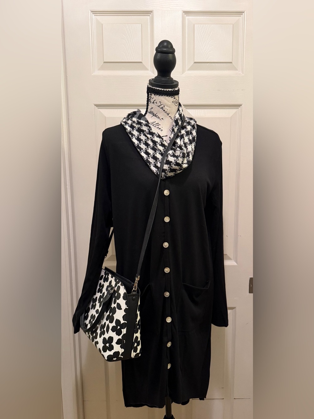 Long Black V-Neck Button-Front Women's Cardigan with Pockets